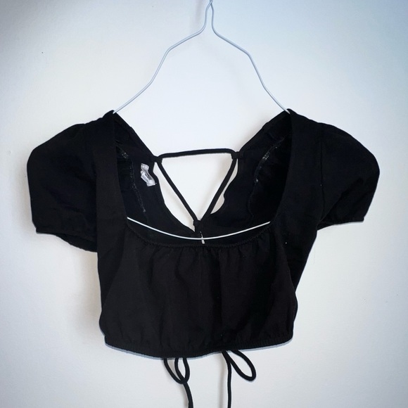 Black going out top - Picture 3 of 4